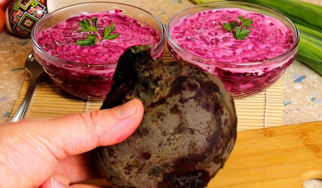 Vi köper rödbetor varannan dag. Recept på en läcker och lätt sallad på 5 minuter: den smakar ännu bättre på den andra dagen